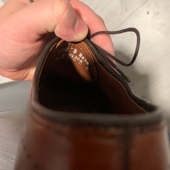 Allen Edmonds Vernon Dress Shoe 11 1/2 B (Narrow) main image 4